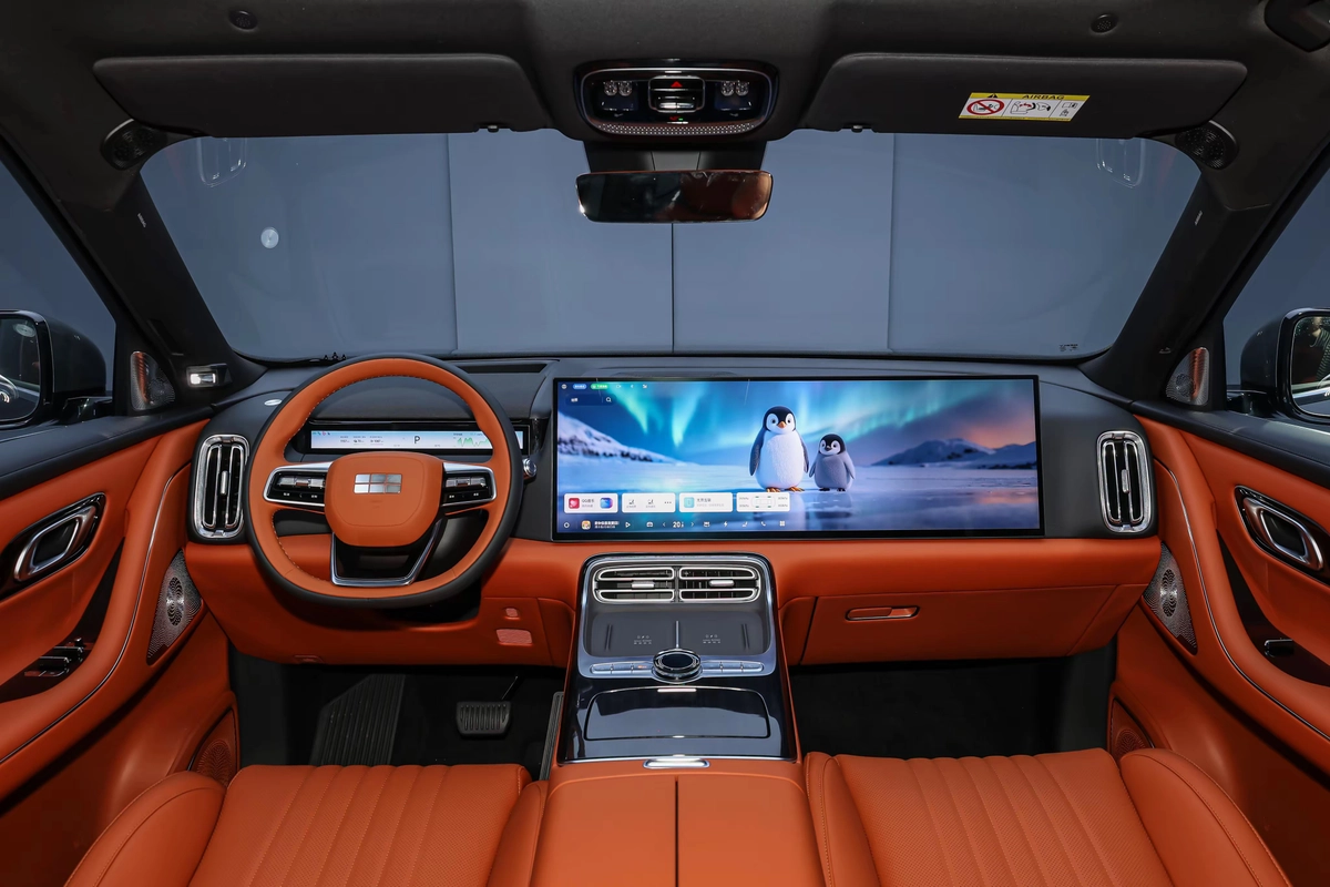 Geely Galaxy M9 1.5hyb AT 4WD
