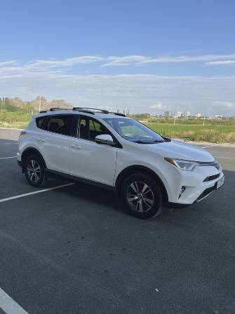 Toyota RAV4 IV (XA40) Рестайлинг 2.5 AT 4WD