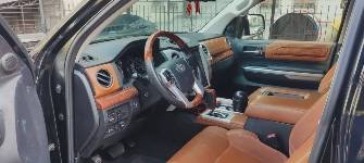 Toyota Tundra II Рестайлинг Double Cab 5.7 AT 4WD
