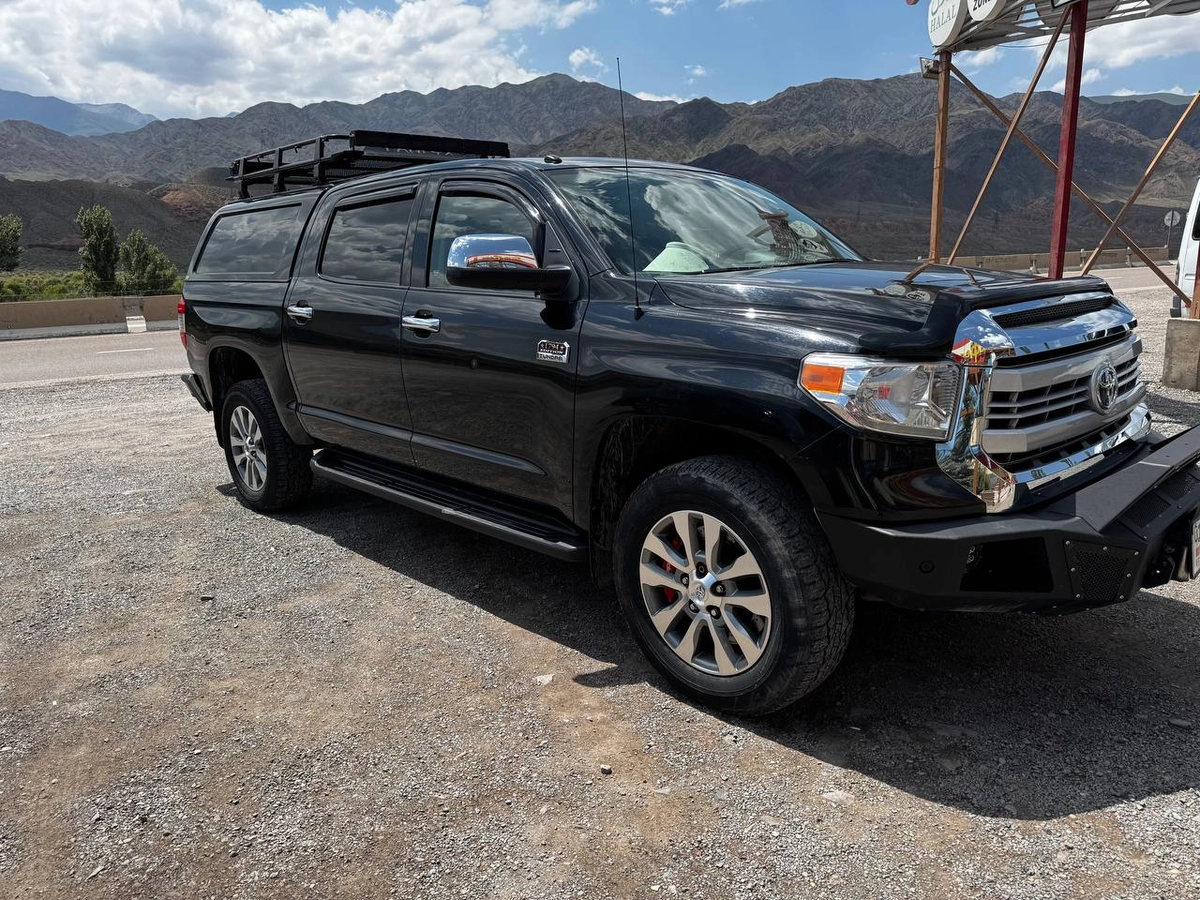 Toyota Tundra II Рестайлинг Double Cab 5.7 AT 4WD