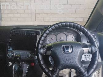 Honda Stream I Рестайлинг 2.0 AT