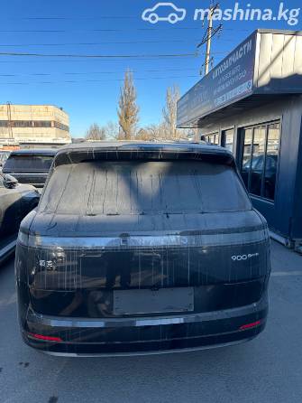 Lynk & Co 900 2.0hyb AT 4WD