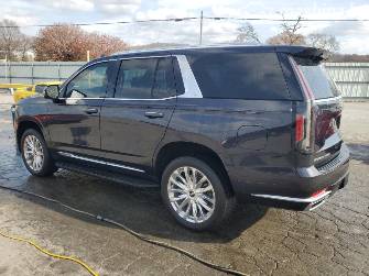 Cadillac Escalade V ESV 6.2 AT 4WD