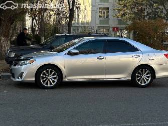 Toyota Camry VII (XV50) 2.5 AT