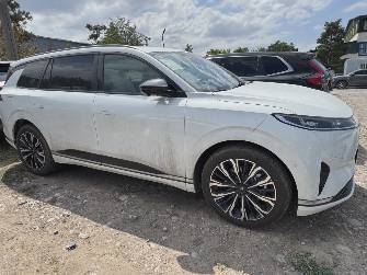 Dongfeng eπ 008 82.28 kWh 1.5hyb AT 4WD