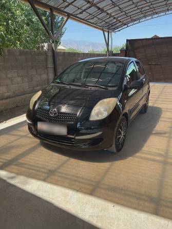 Toyota Yaris II 1.3 MT