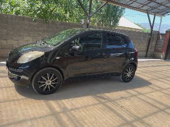 Toyota Yaris II 1.3 MT