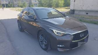 Infiniti Q30 2.0 AMT