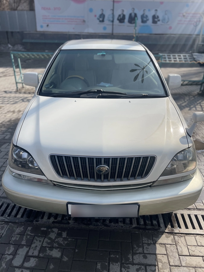 Toyota Harrier I (XU10) 3.0 AT