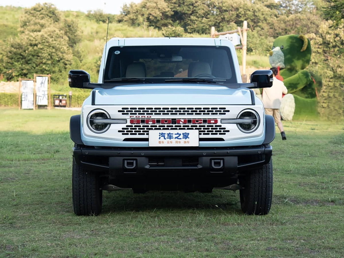 Ford Bronco VI 2.3 AT 4WD