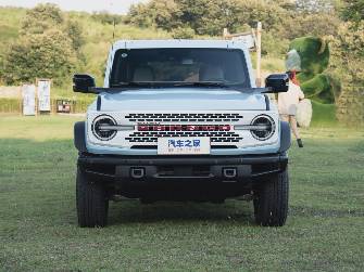 Ford Bronco VI 2.3 AT 4WD
