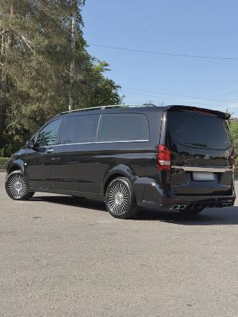 Mercedes-Benz V-Класс III (W447) Рестайлинг 250 длинный 2.0 AT