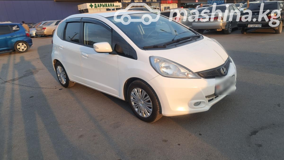 Открыть фото Honda Jazz II Рестайлинг 1.5 CVT