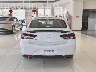 Buick Regal V Рестайлинг 2.0 AT