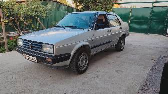 Volkswagen Jetta II 1.8 MT