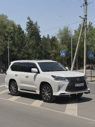 Lexus LX III Рестайлинг 2 570 5.7 AT 4WD