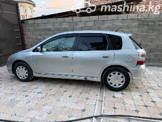 Honda Civic VII Рестайлинг 1.7 AT