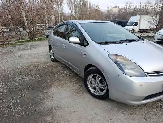 Toyota Prius II (XW20) 1.5hyb AT