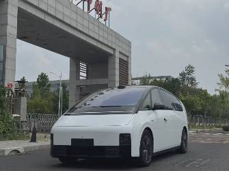 LiXiang Mega 102.7 kWh Electro AT 4WD