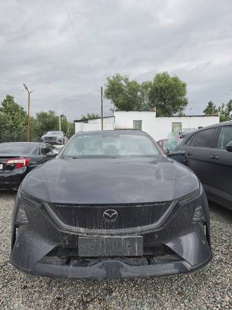 Mazda EZ-60 1.5hyb AT