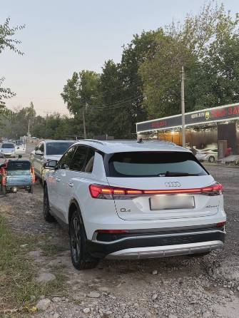 Audi Q4 e-tron 40 Electro AT