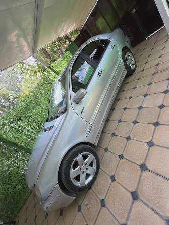 Mercedes-Benz C-Класс II (W203) 200 2.0 AT