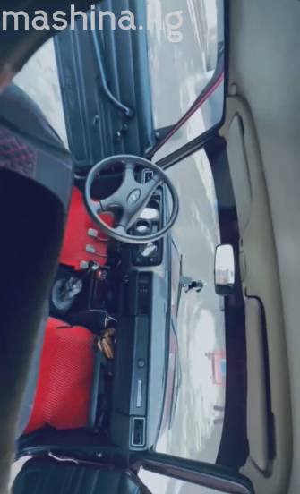 ВАЗ (Lada) 2105 21053 1.5 MT