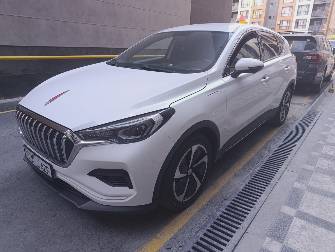 Hongqi E-HS3 Electro AT