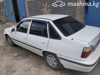 Daewoo Nexia I 1.5 MT