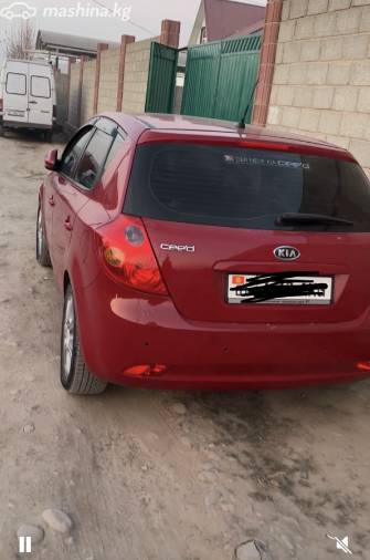Kia Ceed I 2.0 MT
