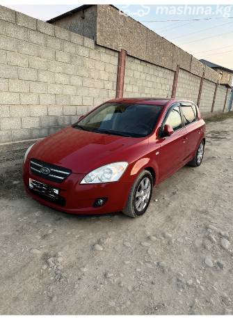 Kia Ceed I 2.0 MT