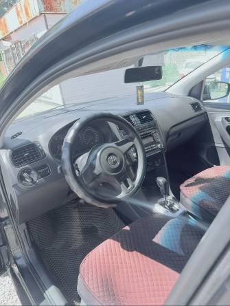 Volkswagen Polo V 1.6 AT
