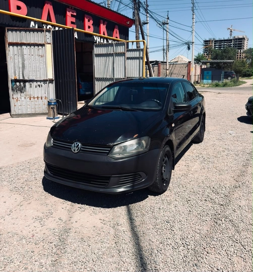 Volkswagen Polo V 1.6 AT