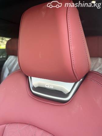 Audi Q6 45 TFSI 2.0 AMT 4WD