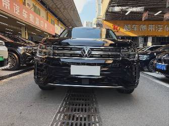 Volkswagen Touareg III Рестайлинг 2.0 AT 4WD