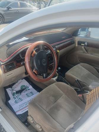 Daewoo Lacetti J200 I 1.6 MT