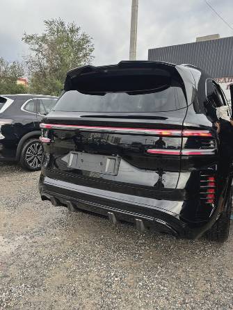 Zeekr 8X 1.6hyb AT 4WD