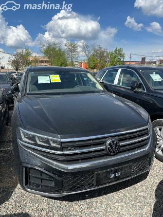 Volkswagen Touareg III Рестайлинг 2.0 AT 4WD