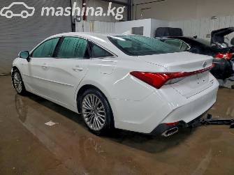 Toyota Avalon V 2.5hyb CVT