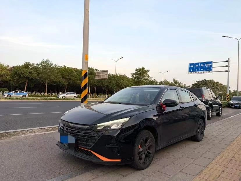 Dongfeng Aeolus Yixuan GS 1.0 MT