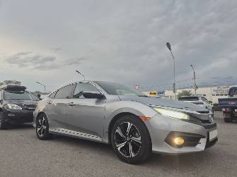 Honda Civic X 2.0 CVT
