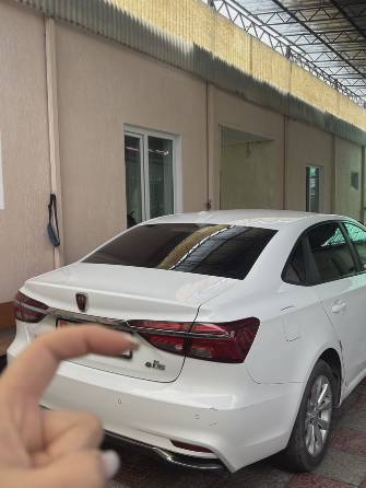 Roewe i6 ei6 1.0hyb AT