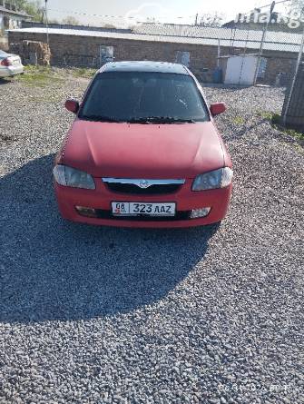 Mazda 323 VI (BJ) 1.8 MT