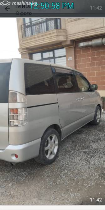 Toyota Noah I (R60) 2.0 AT