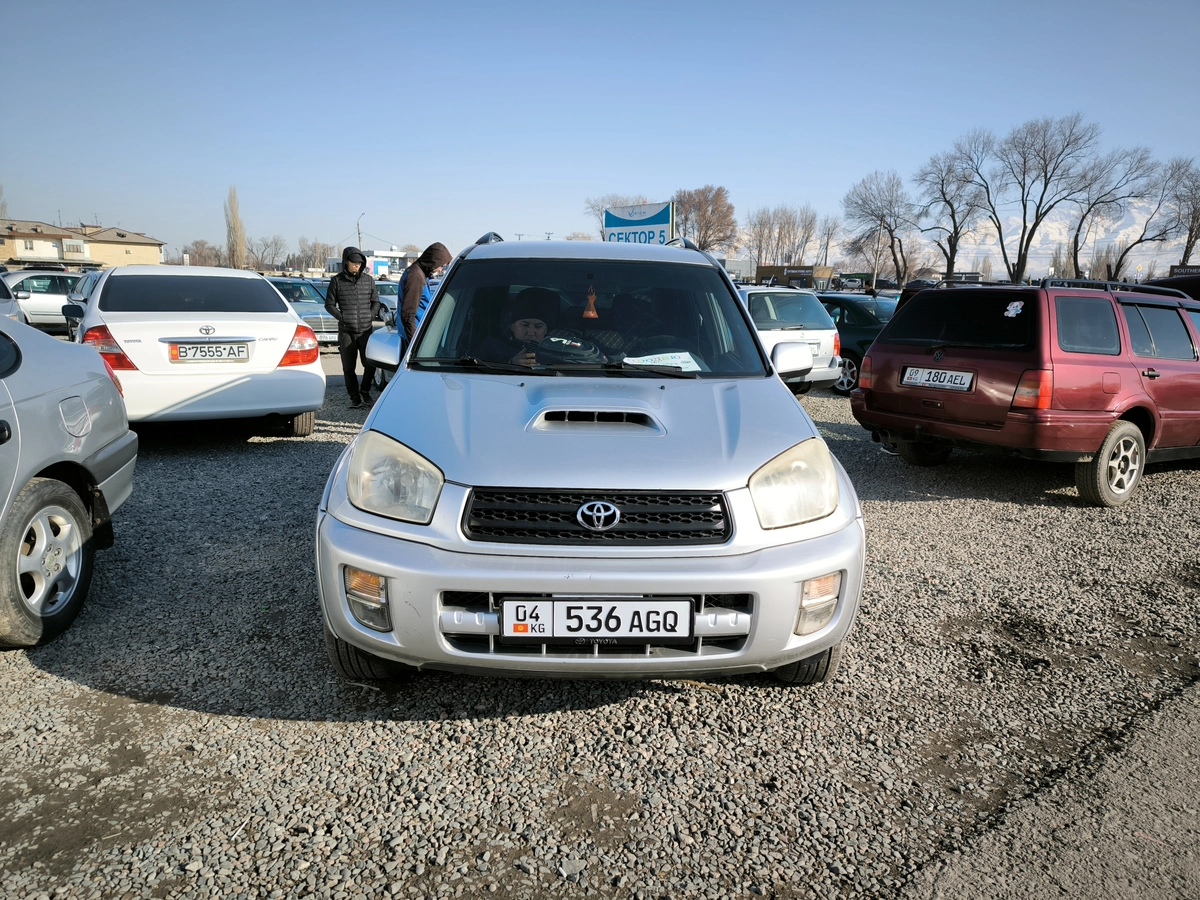 Toyota RAV4 II (XA20) 2.0d MT 4WD