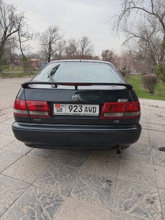 Toyota Carina VI (T190) E 1.8 MT