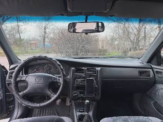 Toyota Carina VI (T190) E 1.8 MT