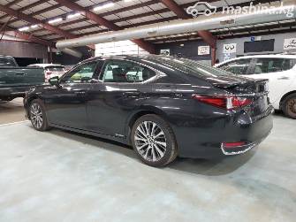Lexus ES VII Рестайлинг 300h 2.5hyb CVT