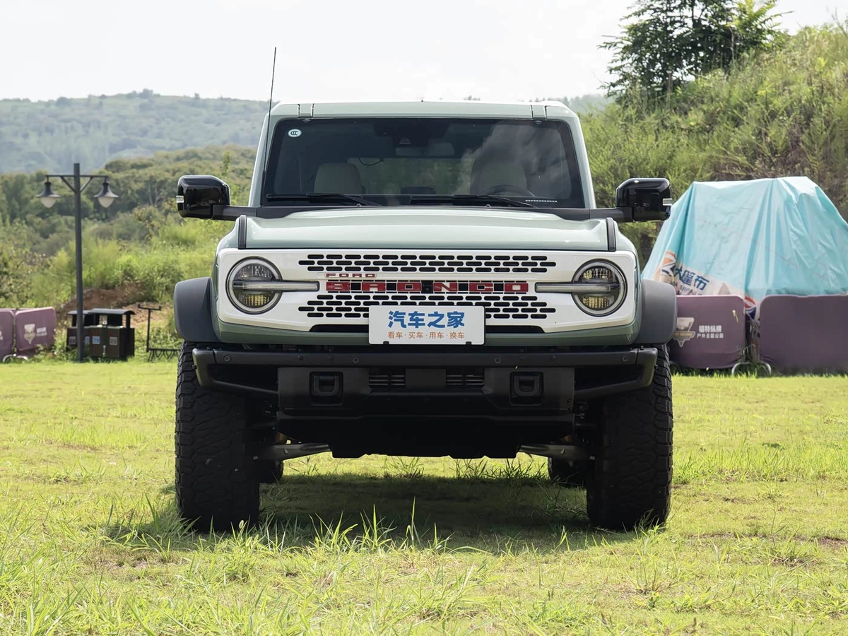 Ford Bronco VI 2.3 AT 4WD