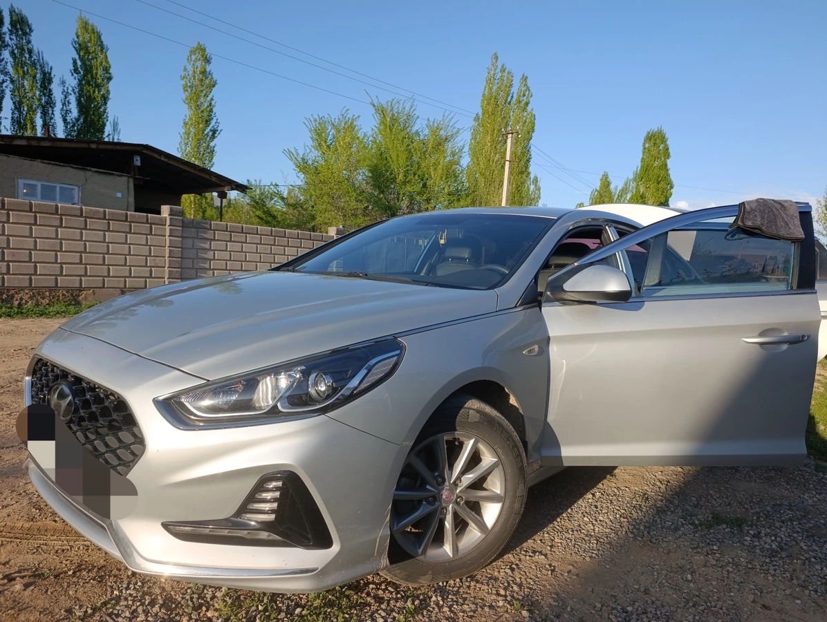 Открыть фото Hyundai Sonata VII (LF) Рестайлинг 2.0 AT